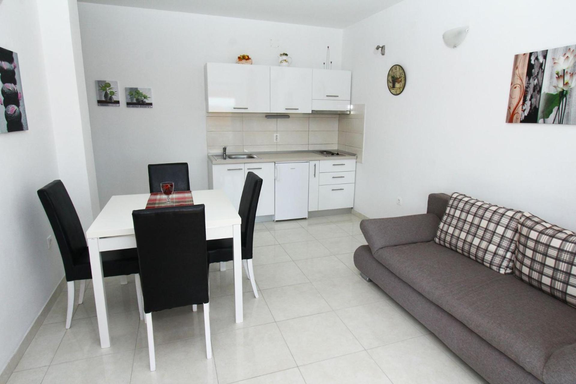 Apartments Renato Sveti Filip i Jakov Eksteriør bilde